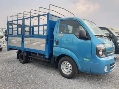Xe tải Kia K200 mui bạt 5 bửng