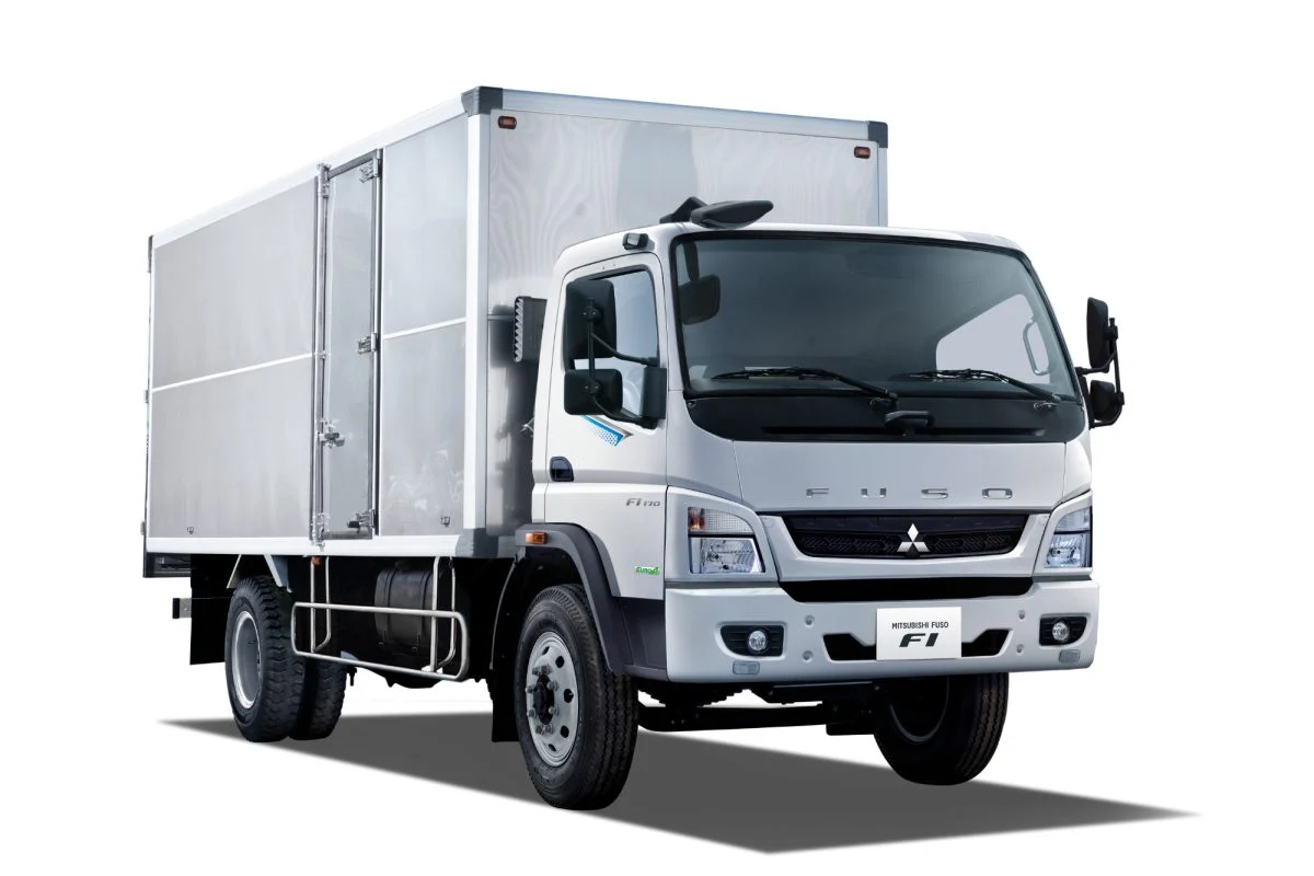 Fuso FI 170 - Thùng dài 6.1m - Tải 8.2 Tấn