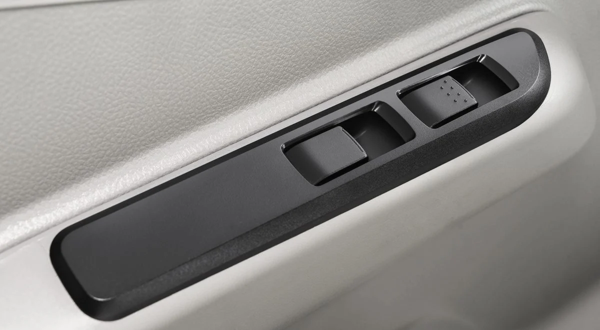 Xe tải Fuso Canter TF4.9 - tải trọng 1.99 tấn