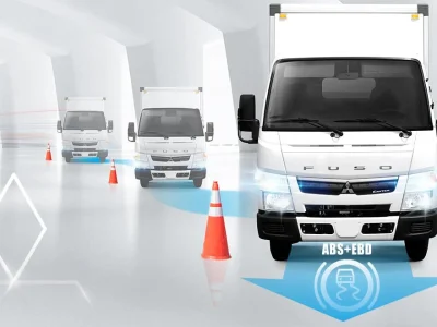Xe tải Fuso Canter TF4.9 - tải trọng 1.99 tấn