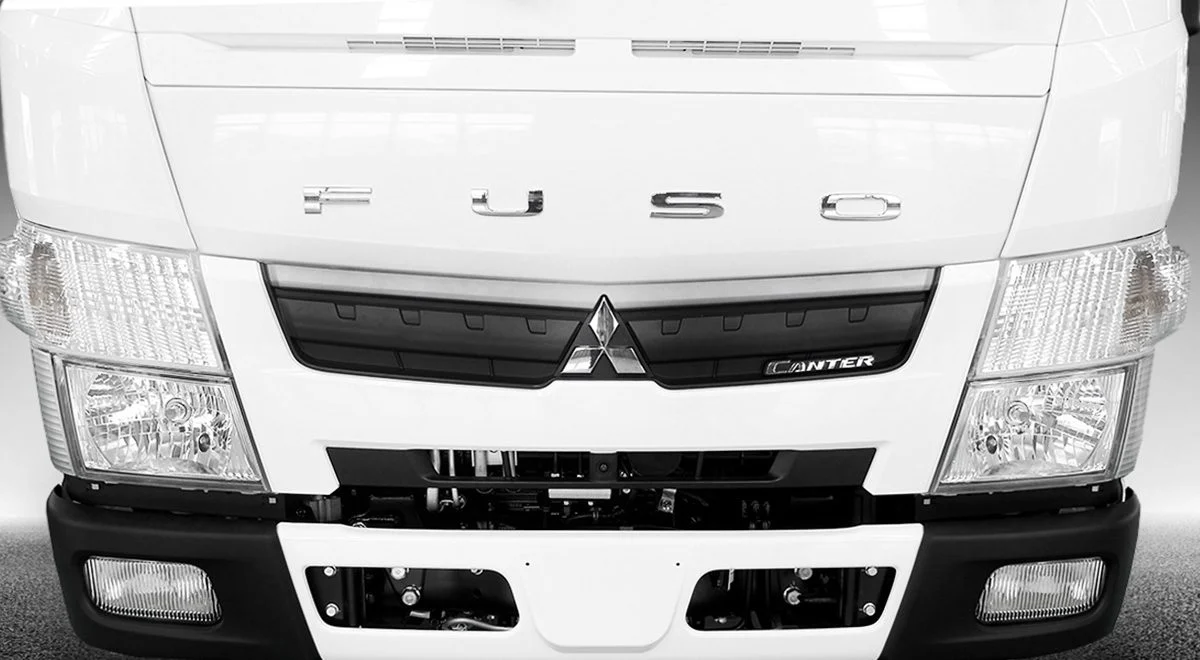 Xe tải Fuso Canter TF4.9 - tải trọng 1.99 tấn