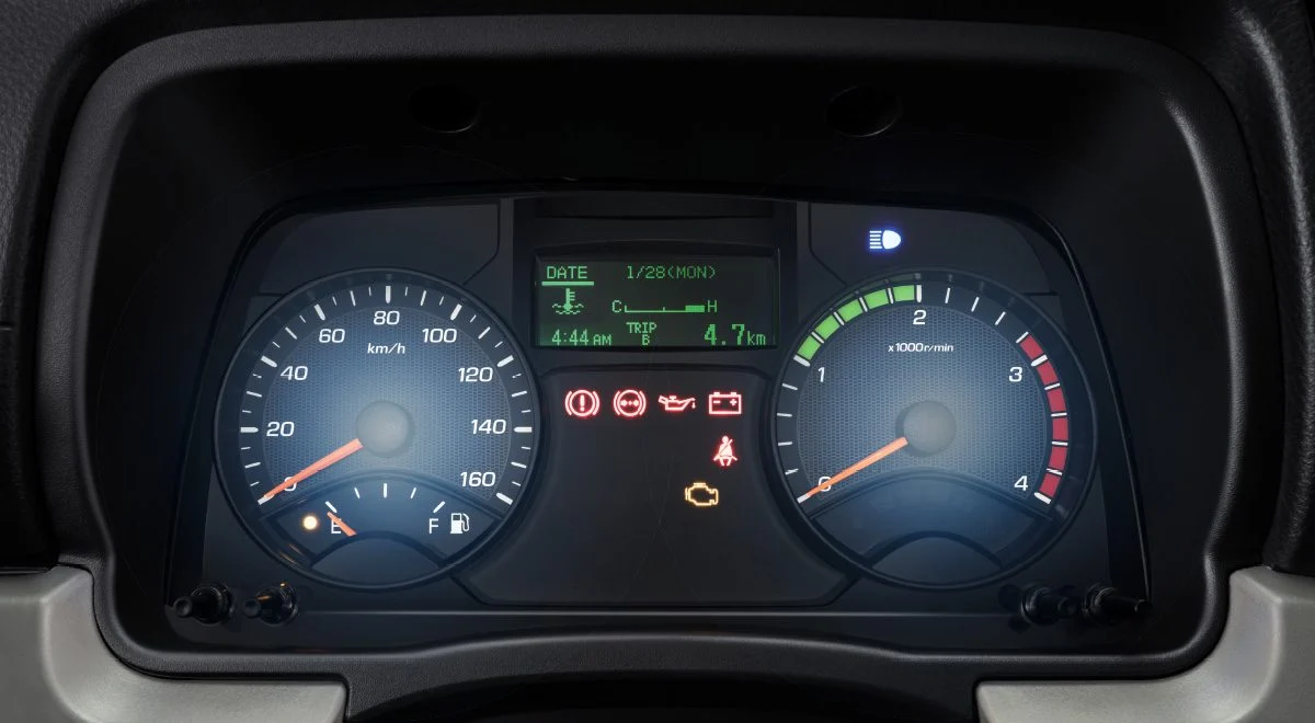 Xe tải Fuso Canter TF4.9 - tải trọng 1.99 tấn