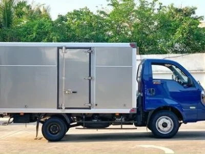 XE TẢI KIA K250 – THÙNG KÍN TẢI TRỌNG 2.49 TẤN – ĐỘNG CƠ HYUNDAI