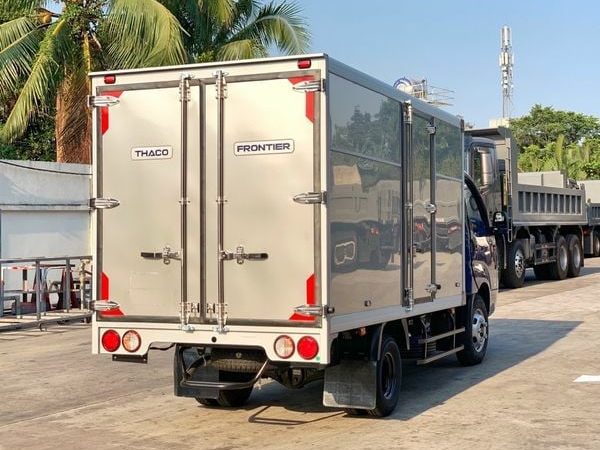 XE TẢI KIA K250 – THÙNG KÍN TẢI TRỌNG 2.49 TẤN – ĐỘNG CƠ HYUNDAI