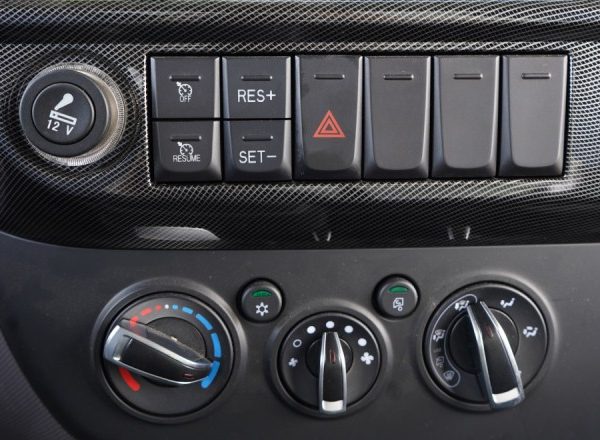 Xe tải Thaco Ollin S720 - Thùng mui bạt - Tải 7.2 tấn