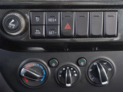 Xe tải Thaco Ollin S720 - Thùng mui bạt - Tải 7.2 tấn