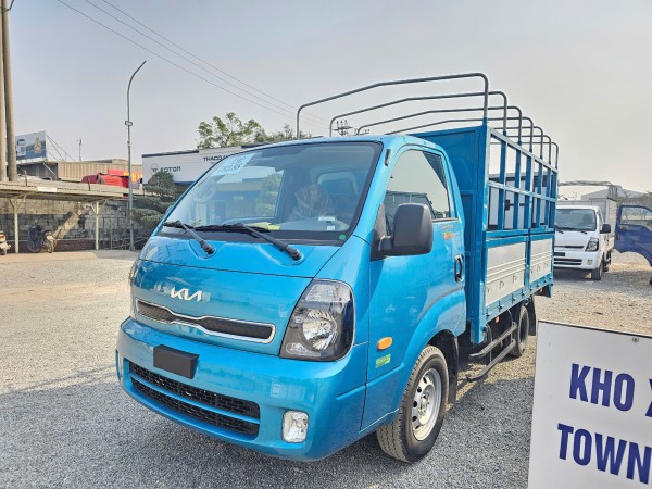 KIA K200. E5 - THÙNG MUI BẠT 5 BỬNG